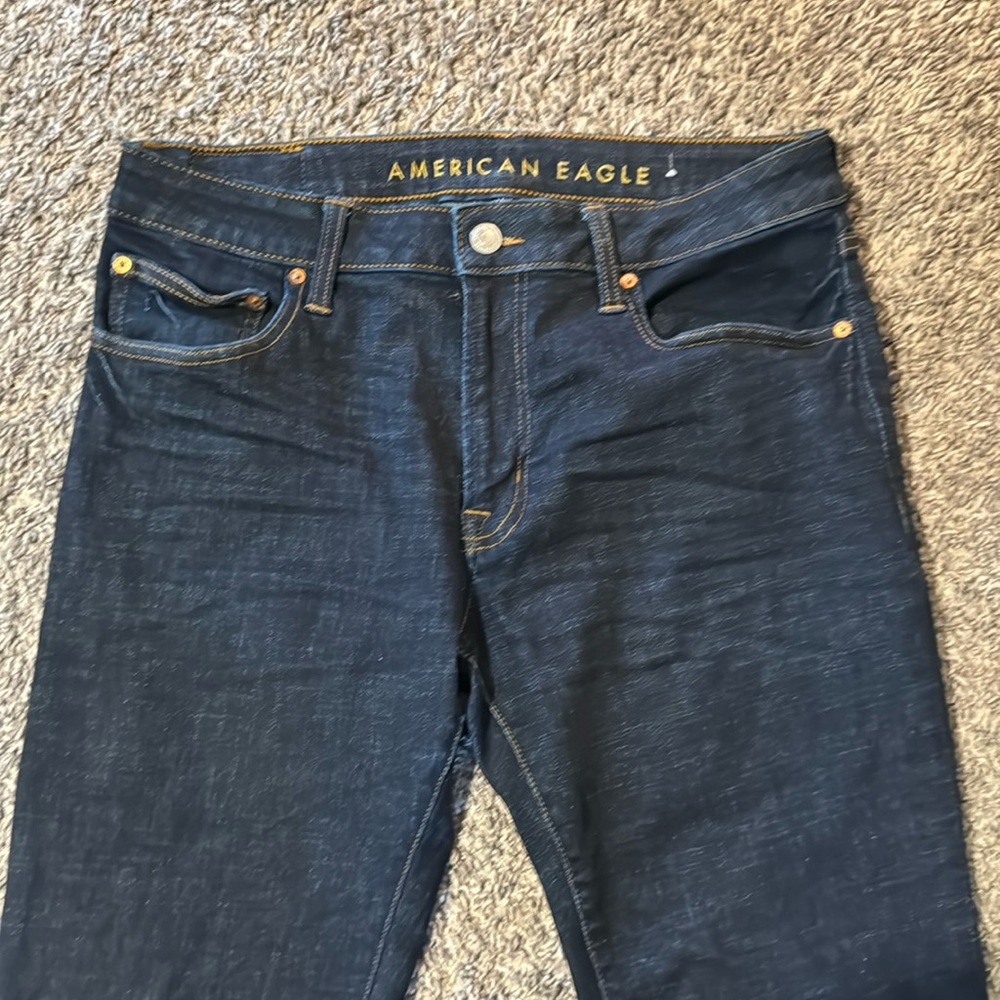 American Eagle Blue Jeans Next Level Flex
